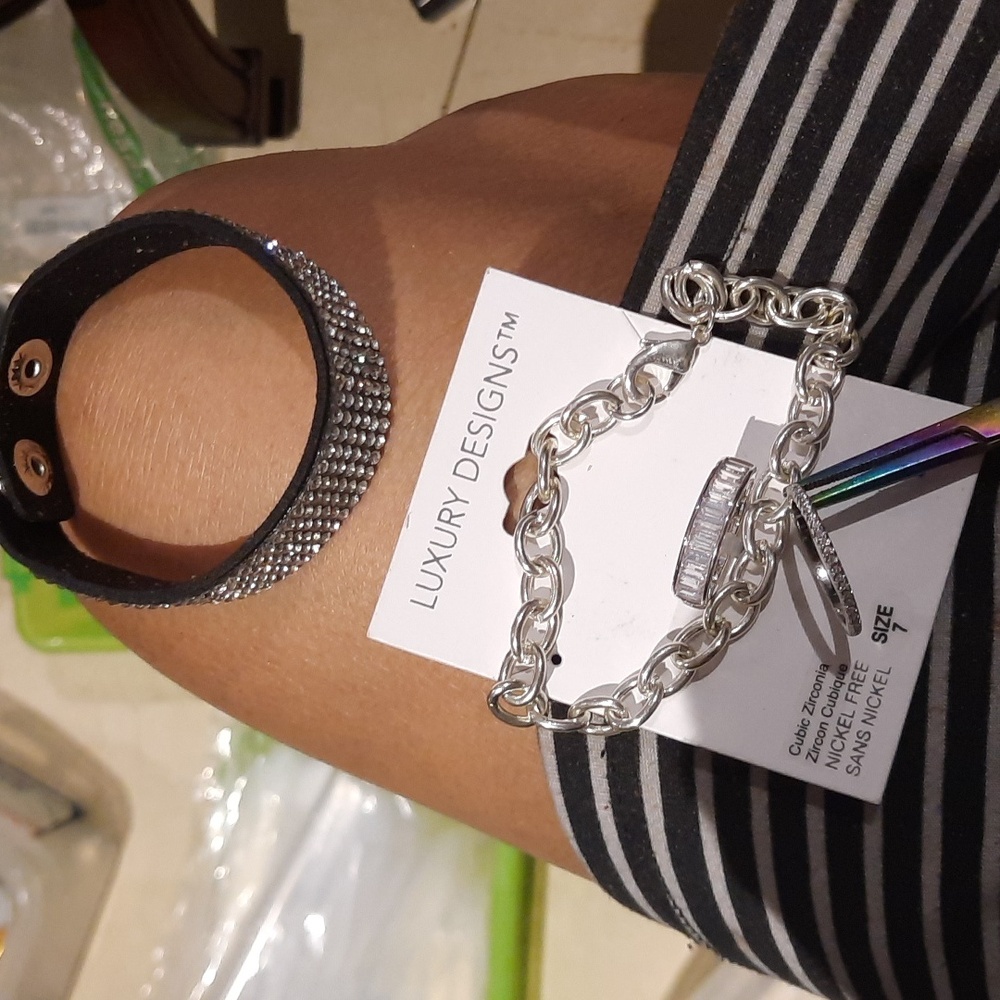 NWT Teens jewelry lot blinged out Genuine leather cuff/charm bracelet  2 CZ ring